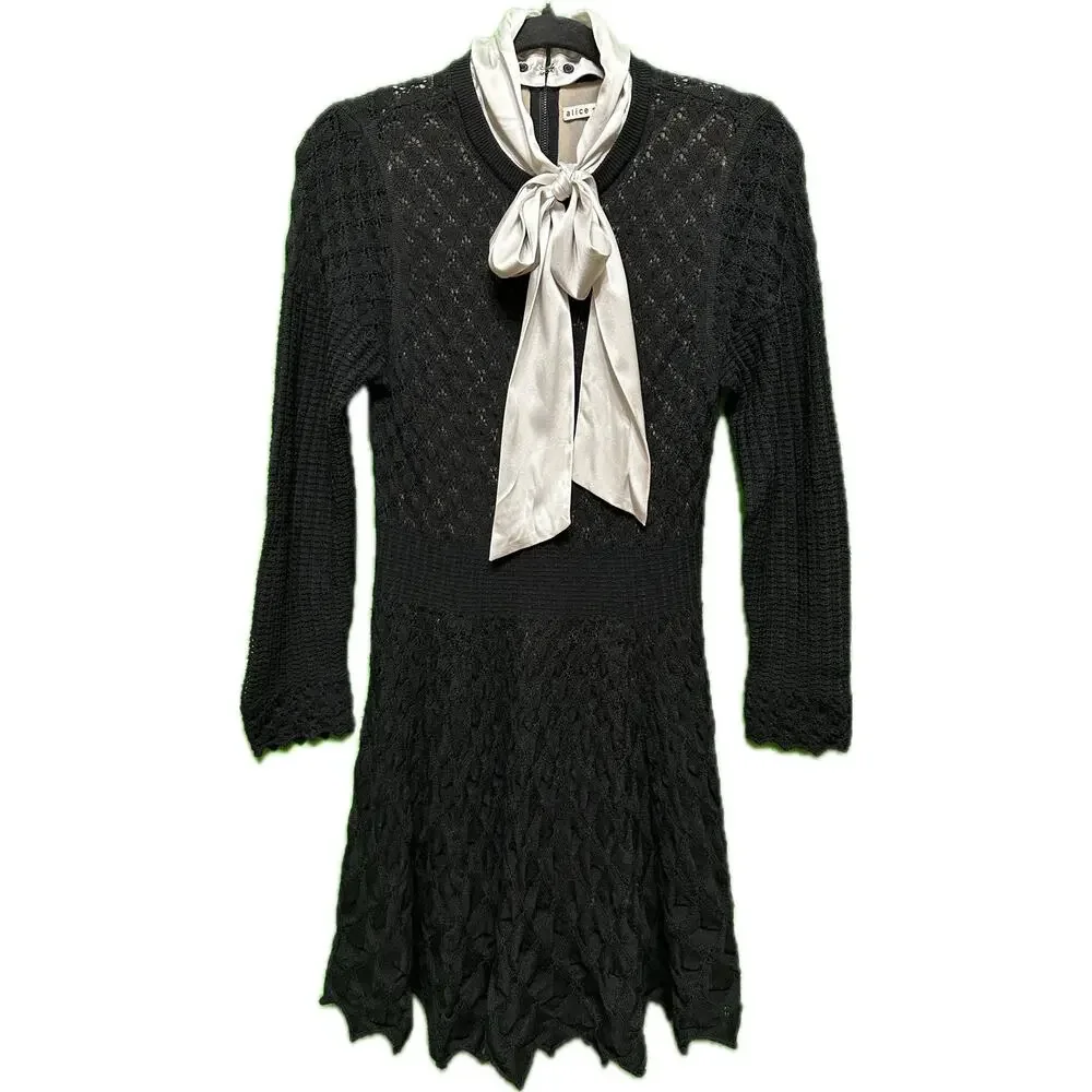 ALICE + OLIVIA Gin Pointelle Lace Wool Blend Mini Black Dress Size medium - Picture 3 of 16